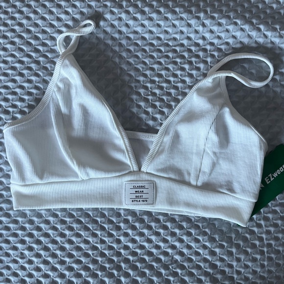 3 Piece Summer Letter Patch Short Halter Top Bundle— White, Black & Light Purple - Picture 12 of 14